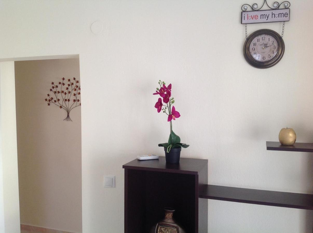 Myparalia Apartament ***** Екстер'єр фото