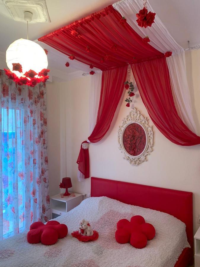 Myparalia Apartament ***** Екстер'єр фото